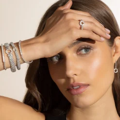 Store Diamond Circle Ring Silver