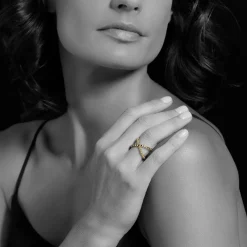 Sale 18K Gold X Black Diamond Ring Diamonds