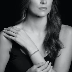 Store Single Station Pyramid Diamond Caviar Bracelet | 6Mm Diamonds